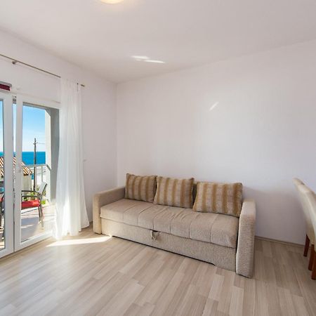 Apartments By The Sea Brist, Makarska - 11078 Habitación foto