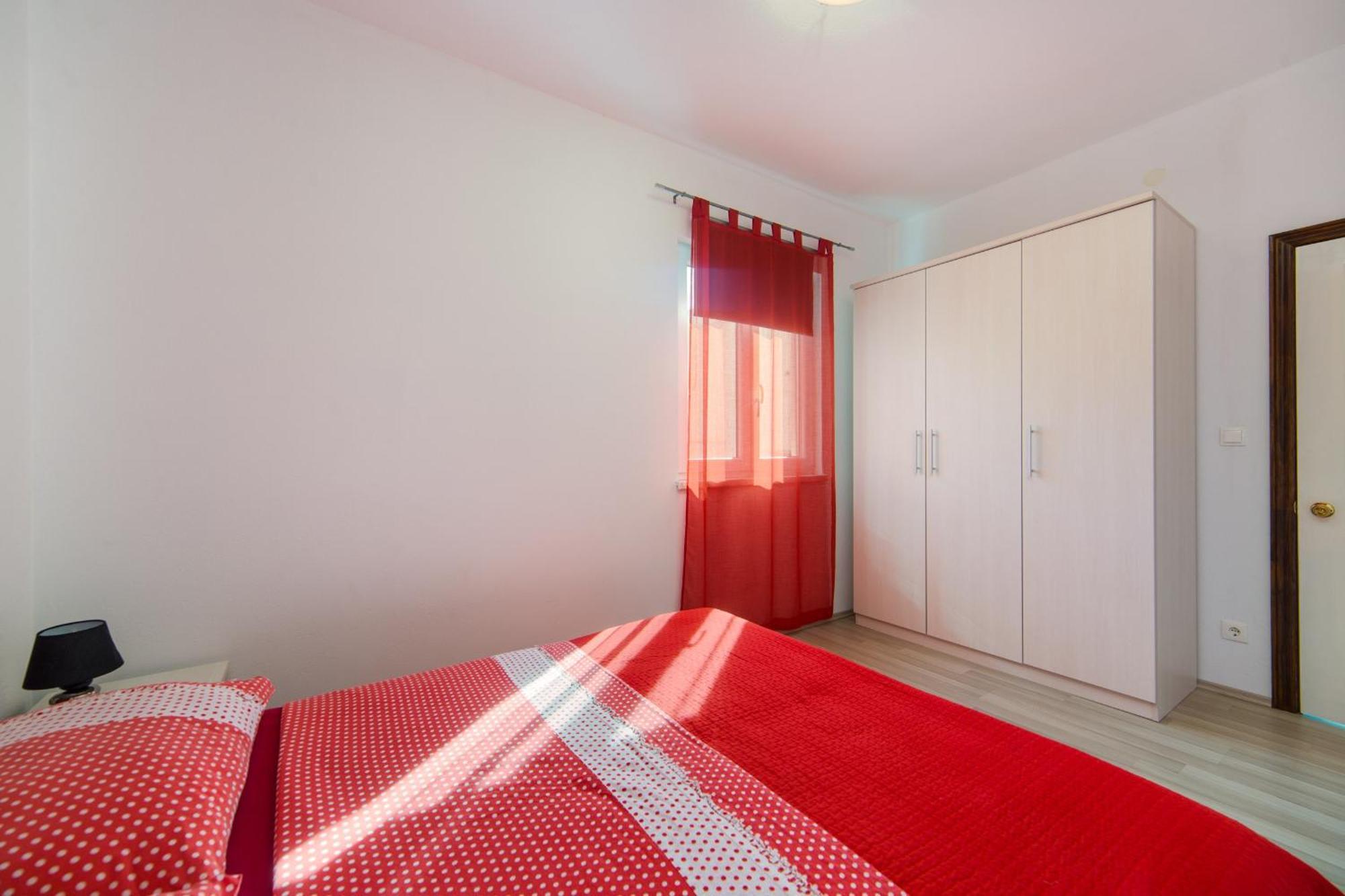 Apartments By The Sea Brist, Makarska - 11078 Habitación foto
